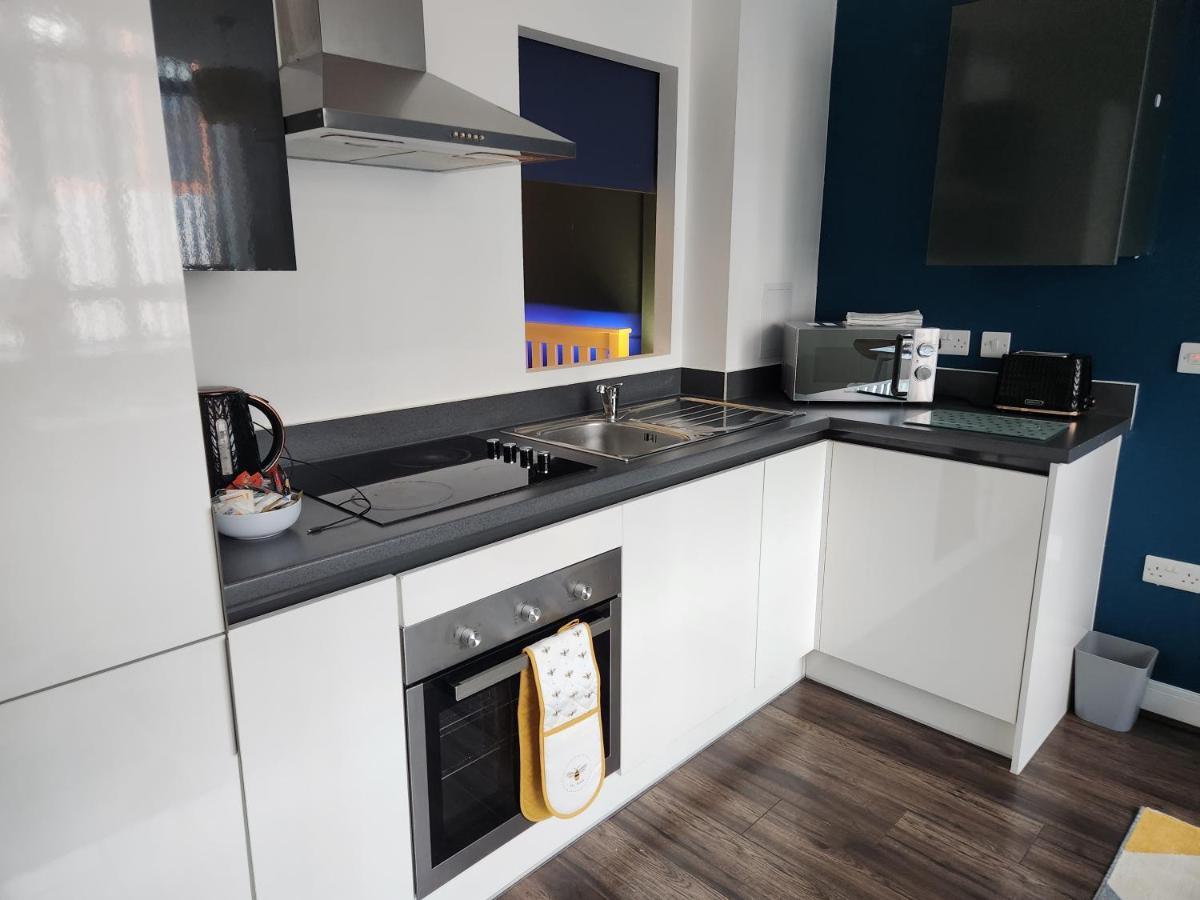 Stylish One Bedroom Centre With Free Parking