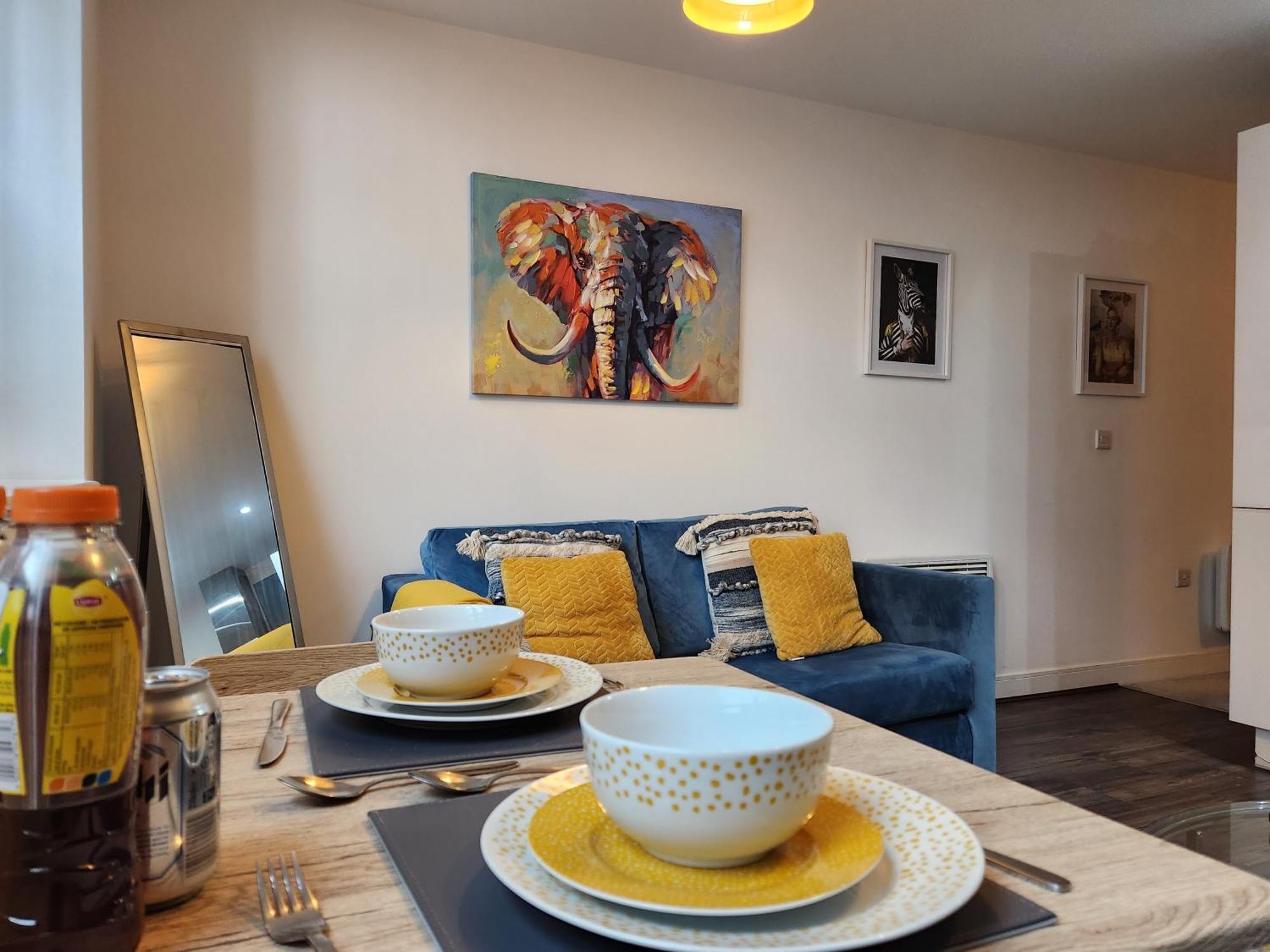 Stylish One Bedroom Centre With Free Parking